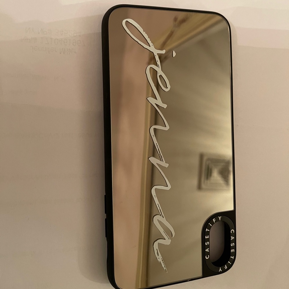Casify “ Jenna” Mirror Phone Case